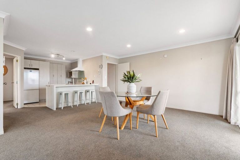 Photo of property in 2/111 Santa Monica Drive, Papamoa Beach, Papamoa, 3118