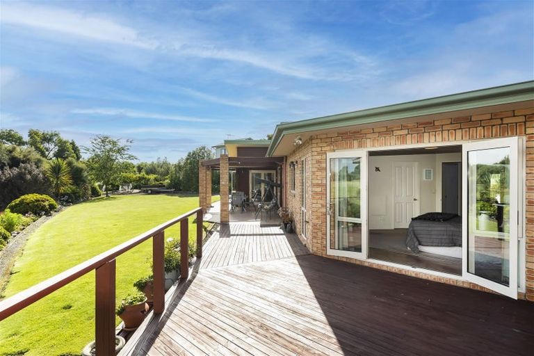 Photo of property in 54 Queens Avenue, Waikuku Beach, 7402