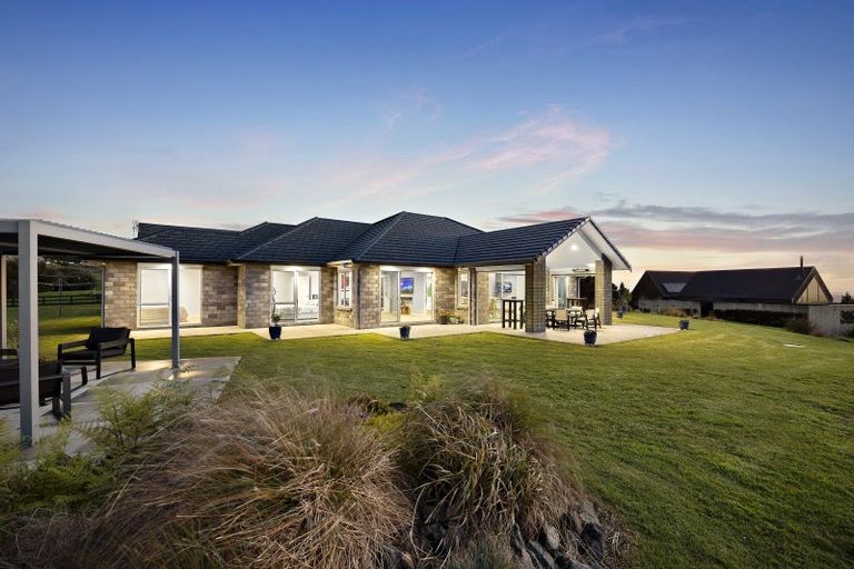 Photo of property in 74e Solway Road, Whitford, 2576