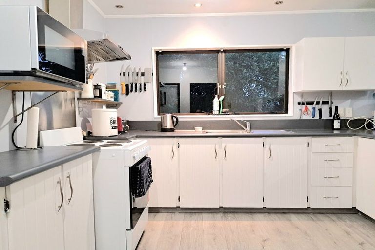 Photo of property in 23b Kennedy Grove, Stokes Valley, Lower Hutt, 5019