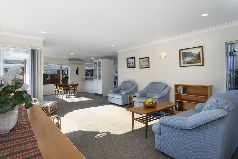 Photo of property in 37 Western Road, Bellevue, Tauranga, 3110