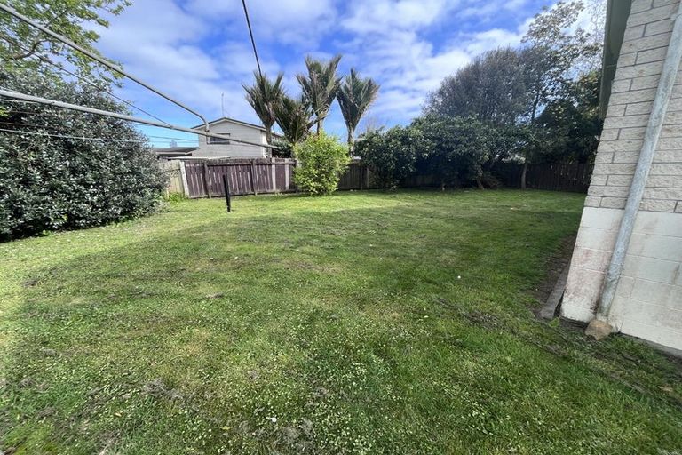 Photo of property in 11 Snowden Place, Opaheke, Papakura, 2113