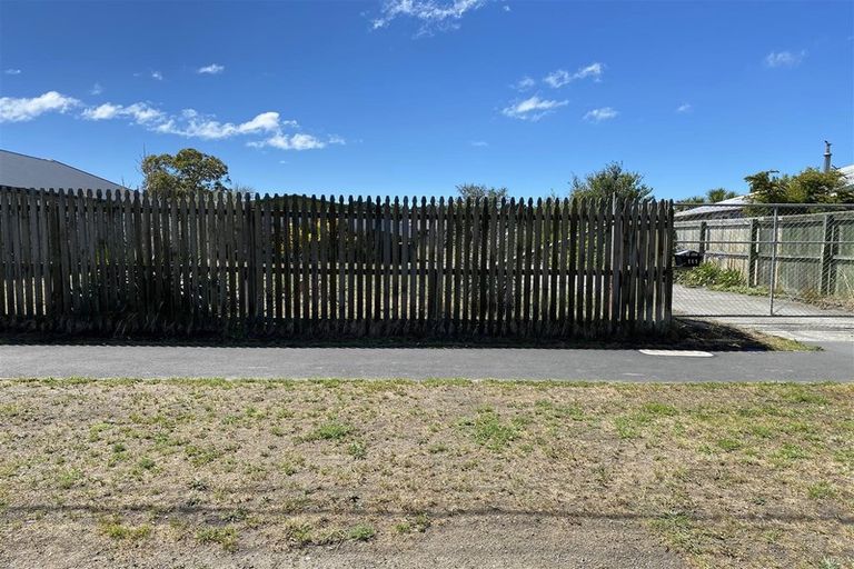 Photo of property in 111 Palmers Road, New Brighton, Christchurch, 8083