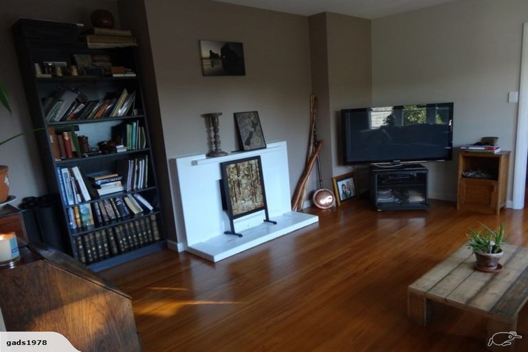 Photo of property in 18 Malcolm Avenue, Cashmere, Christchurch, 8022