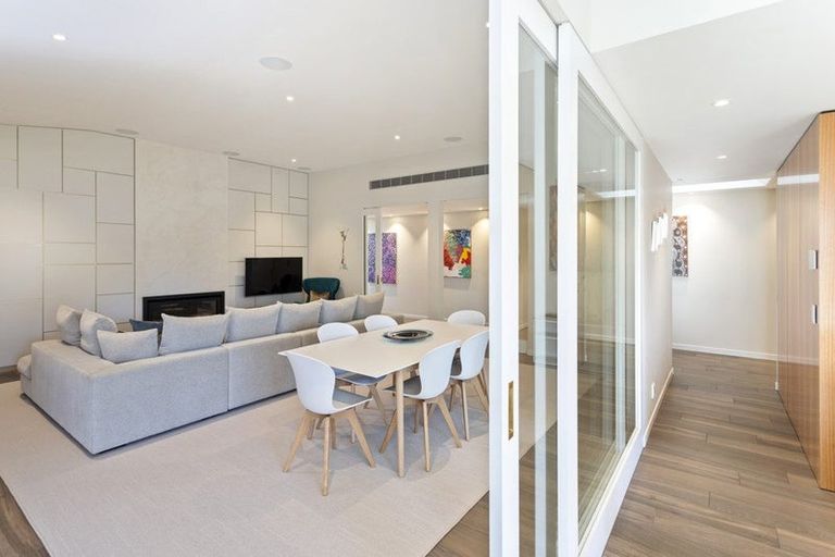 Photo of property in 32 Clifford Avenue, Merivale, Christchurch, 8014