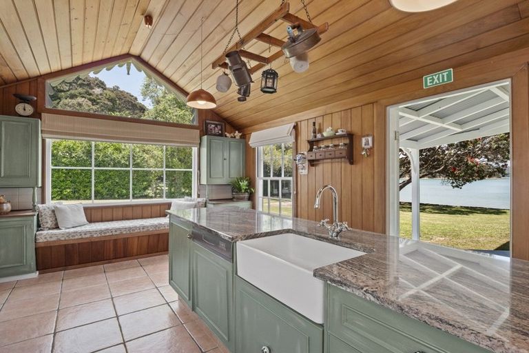 Photo of property in 6 Paine Brown Way, Russell, 0272