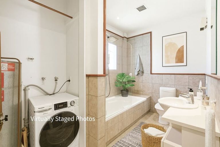 Photo of property in 10/37 Majoribanks Street, Mount Victoria, Wellington, 6011