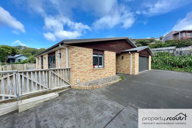 Photo of property in 10a Kororako Grove, Whalers Gate, New Plymouth, 4310