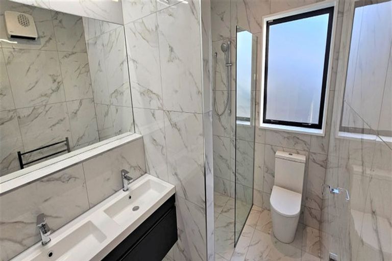 Photo of property in 51 Tulett Park Drive, Casebrook, Christchurch, 8051