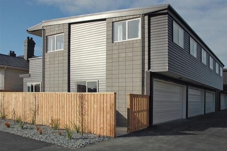 Photo of property in 4/24 Whitmore Street, Edgeware, Christchurch, 8013