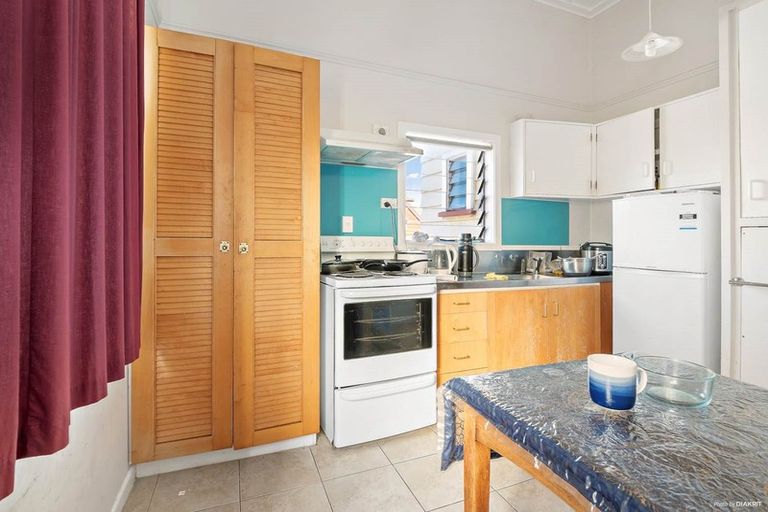 Photo of property in 62 Saint Andrews Road, Havelock North, 4130