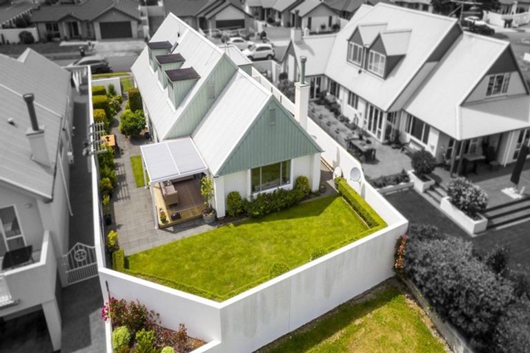 Photo of property in 2a Vernon Grove, Brown Owl, Upper Hutt, 5018