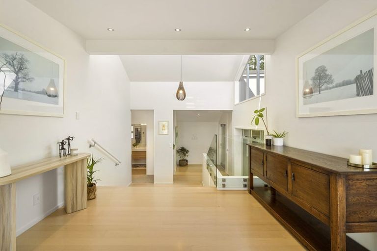 Photo of property in 61 Hinemoa Street, Birkenhead, Auckland, 0626