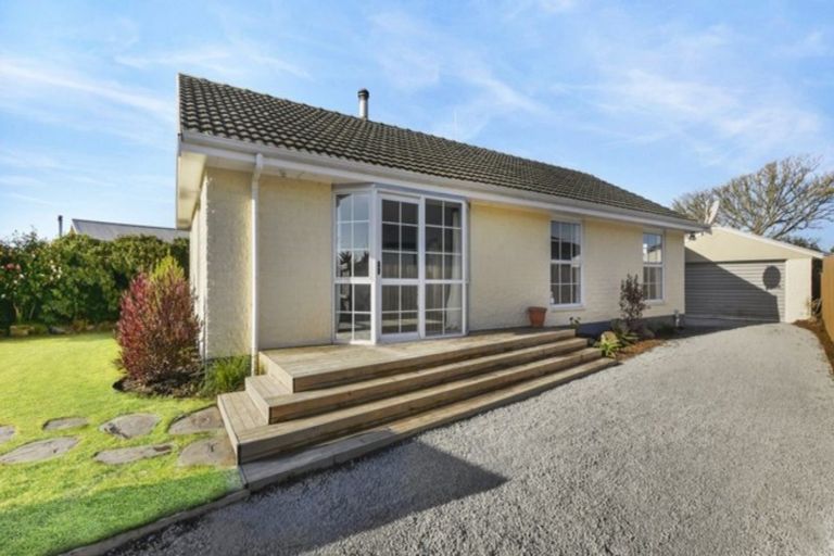 Photo of property in 19 Endeavour Street, North New Brighton, Christchurch, 8083