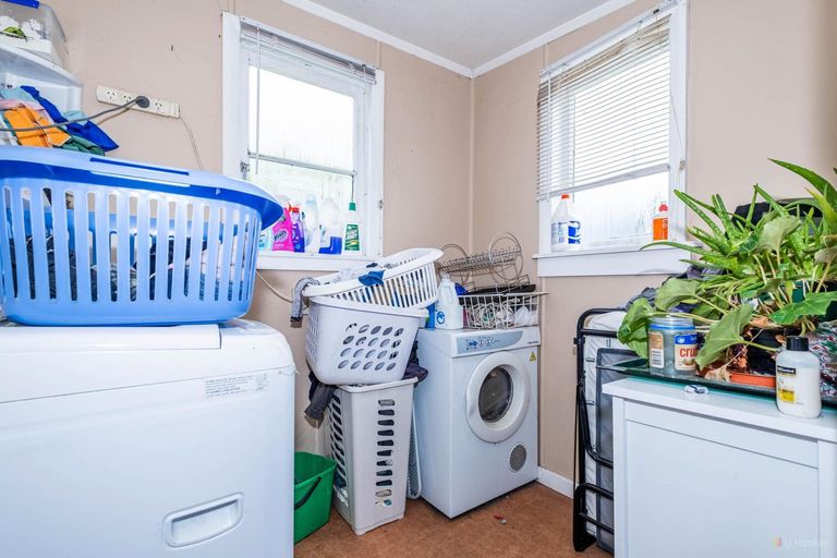 Photo of property in 35 Leonard Street, Waimate, 7924