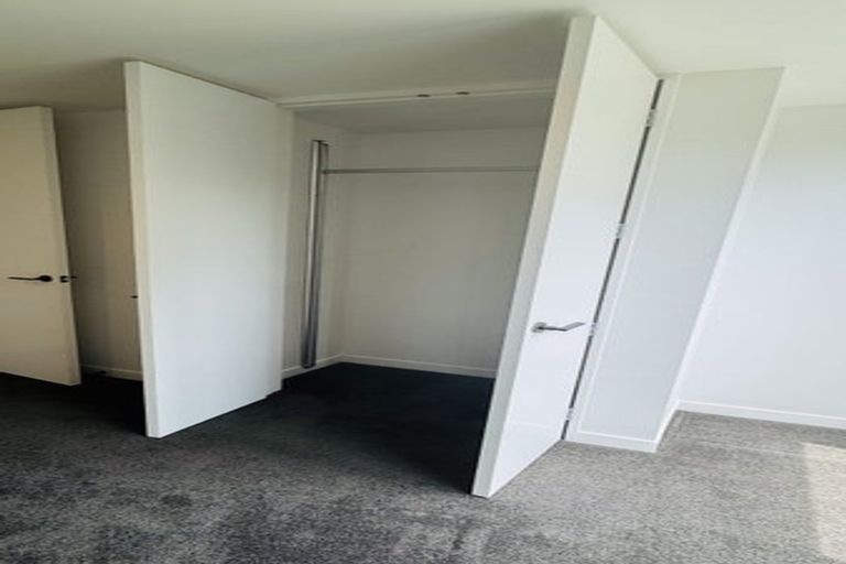 Photo of property in 1/324 Beach Road, Campbells Bay, Auckland, 0630