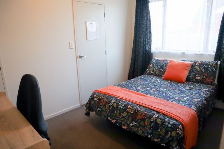 Photo of property in 158a Peverel Street, Riccarton, Christchurch, 8041