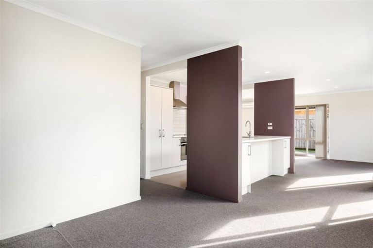 Photo of property in 3 Reeves Road, Rangiora, 7400