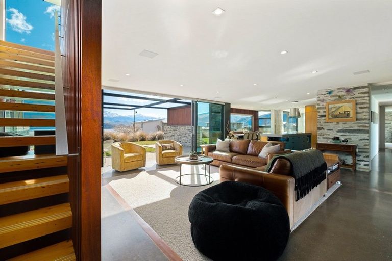 Photo of property in 13 Clearview Street, Wanaka, 9305