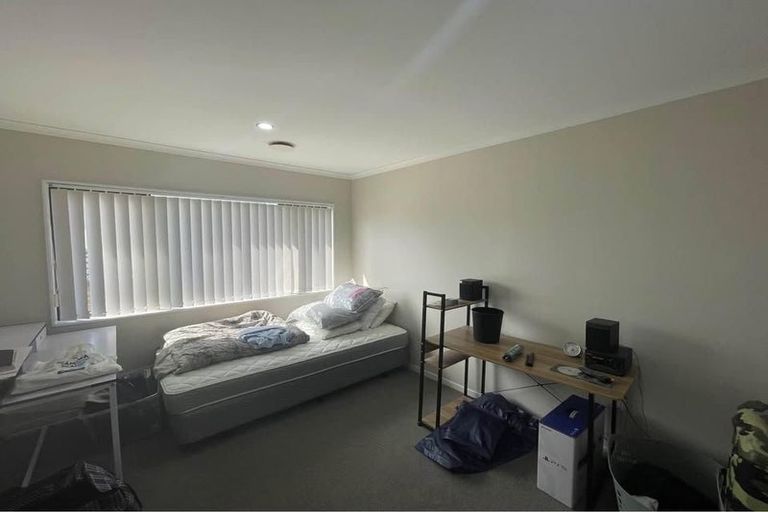 Photo of property in 14a Elliot Street, Howick, Auckland, 2014