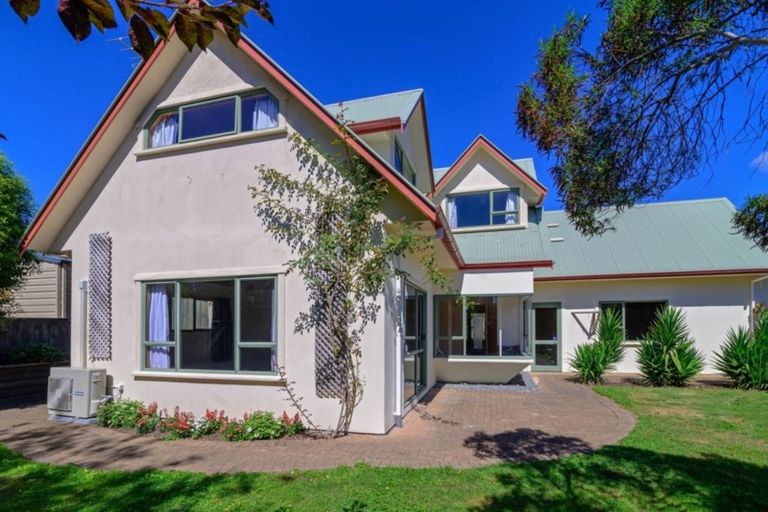 Photo of property in 9a Lynbert Road, Lynmore, Rotorua, 3010