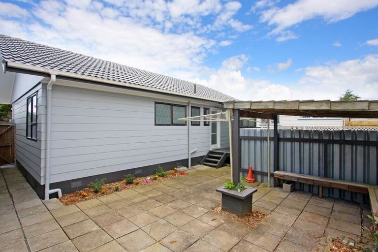 Photo of property in 75a Willis Road, Papakura, 2110