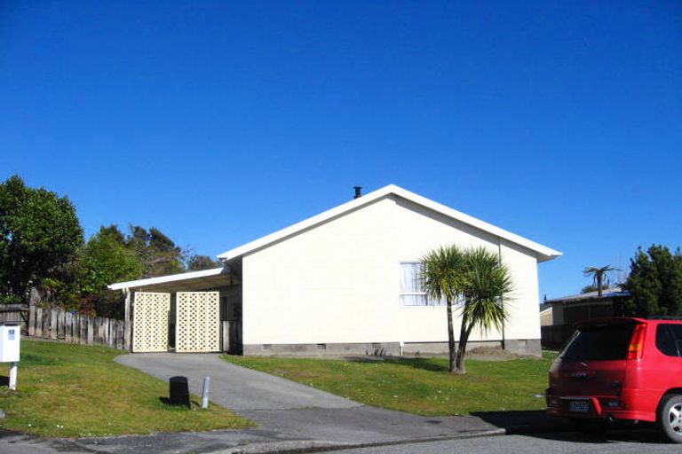 Photo of property in 10 Arnott Heights East, Greymouth, 7805