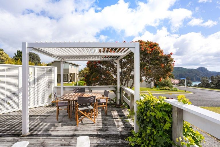 Photo of property in 409 Onemana Drive, Onemana, Whangamata, 3691