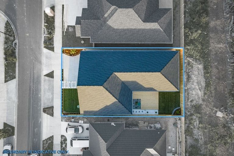 Photo of property in 18 Konoba Avenue, Kumeu, 0810