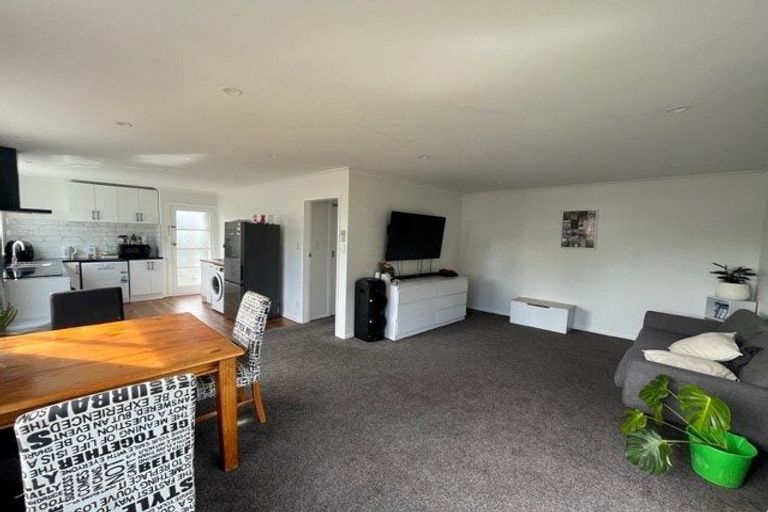 Photo of property in 1/21 Denver Grove, Totara Park, Upper Hutt, 5018