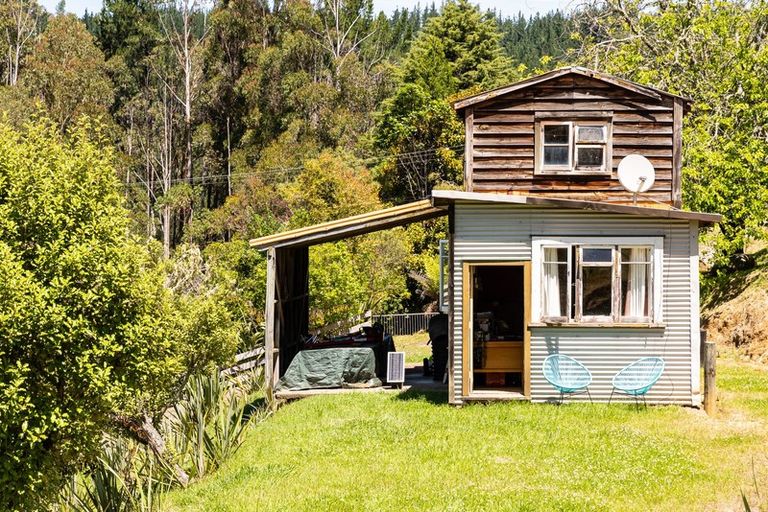 Photo of property in 214 Brooklyn Valley Road, Brooklyn, Motueka, 7198