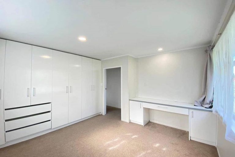 Photo of property in 39 Hill Crescent, New Lynn, Auckland, 0600
