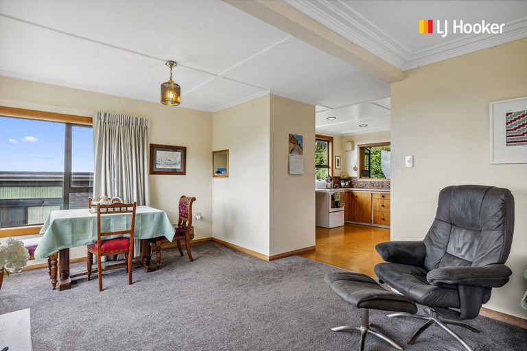 Photo of property in 11 Carnarvon Street, Belleknowes, Dunedin, 9011