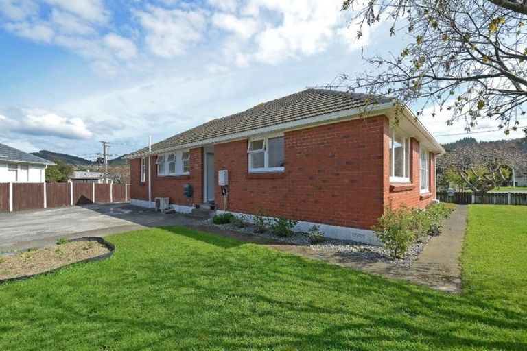 Photo of property in 3 Mary Crescent, Elderslea, Upper Hutt, 5018