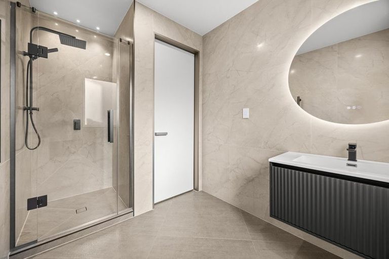 Photo of property in 4 Seawind Way, Hobsonville, Auckland, 0616