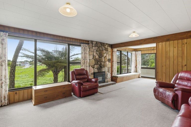 Photo of property in 74 Arapaepae Road, Levin, 5510