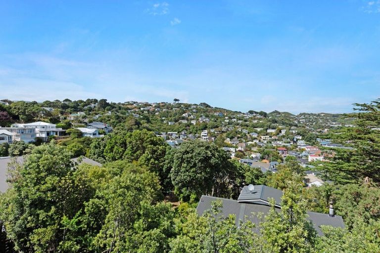 Photo of property in 19a Tio Tio Road, Miramar, Wellington, 6022