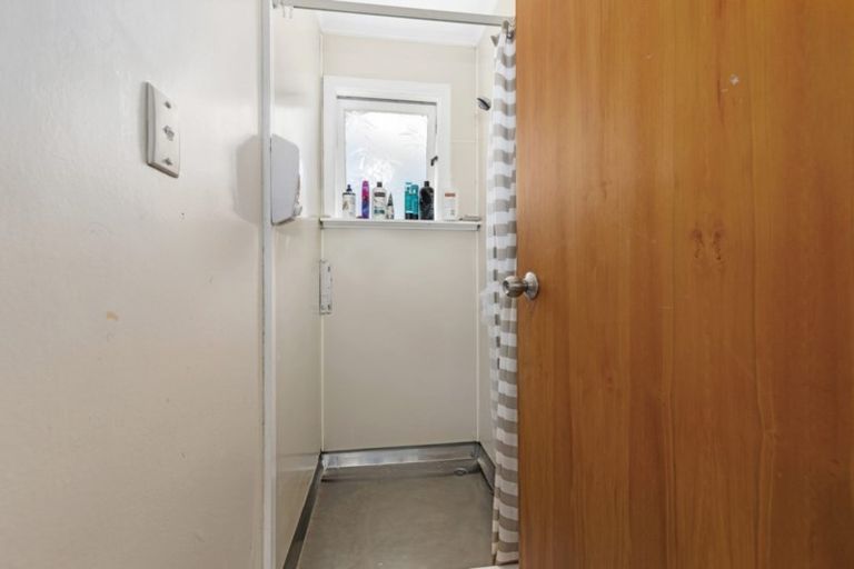 Photo of property in 18a Barraud Street, Avalon, Lower Hutt, 5011