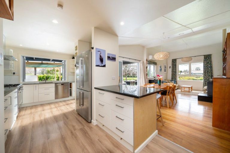 Photo of property in 104 Tollemache Road East, Longlands, Hastings, 4122