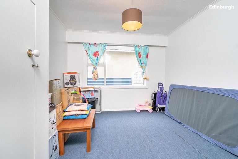 Photo of property in 35 Hargest Crescent, Saint Kilda, Dunedin, 9012