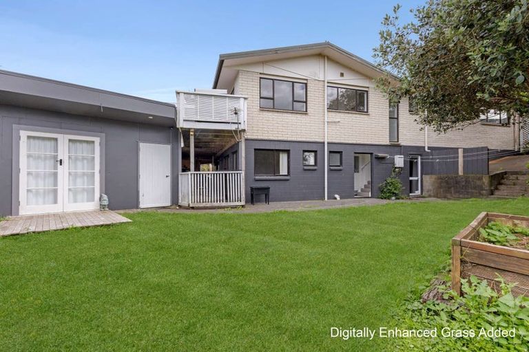 Photo of property in 12 Ash Place, Whalers Gate, New Plymouth, 4310