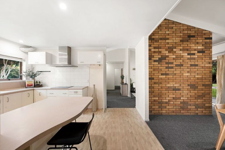 Photo of property in 60 Pulham Crescent, Queenwood, Hamilton, 3210