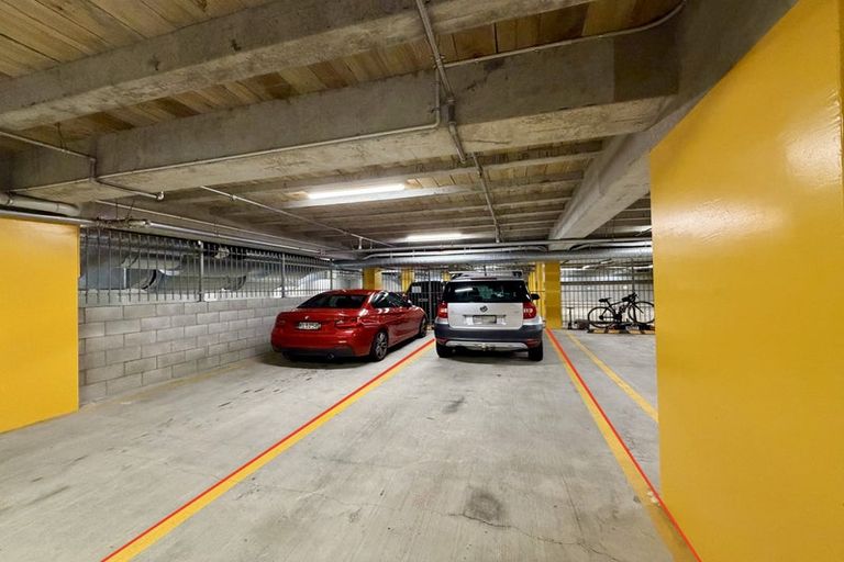 Photo of property in Maison Apartments, 302/16 Huron Street, Takapuna, Auckland, 0622