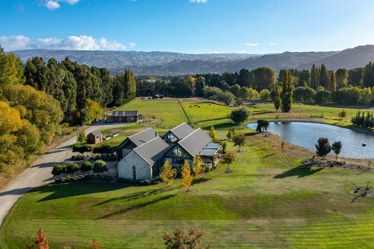 Photo of property in 598 Dunstan Road, Alexandra, 9391