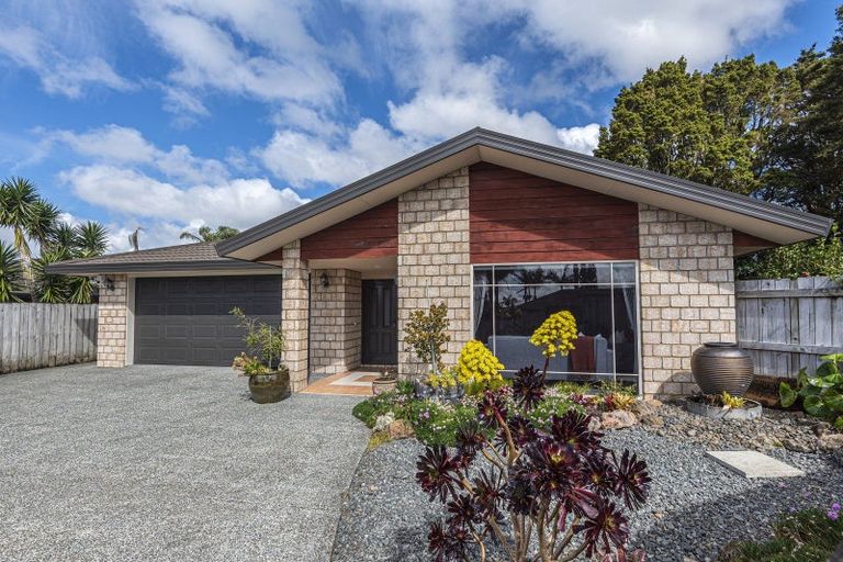 Photo of property in 10 Sequoia Place, Te Kamo, Whangarei, 0112