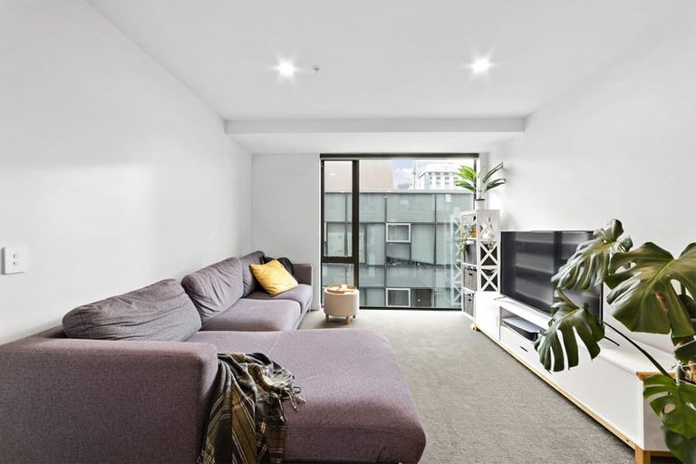 Photo of property in Pinnacle Apartments, W907/160 Victoria Street, Te Aro, Wellington, 6011