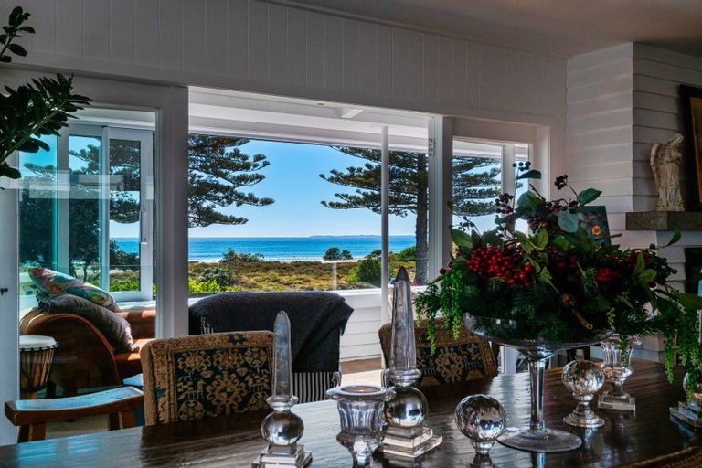 Photo of property in 93 Marine Parade, Mount Maunganui, 3116