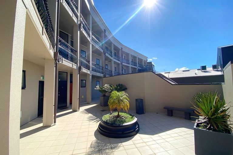 Photo of property in 2t/6 Burgoyne Street, Grey Lynn, Auckland, 1021