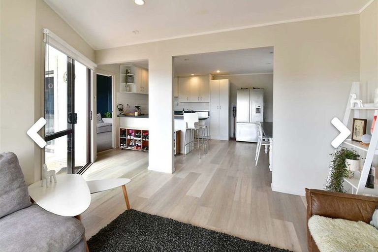 Photo of property in 21 Rimu Road, Stanmore Bay, Whangaparaoa, 0932