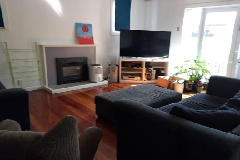 Photo of property in 88b Townsend Road, Miramar, Wellington, 6022